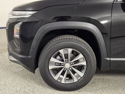 New 2026 Chevrolet Equinox LT w/ Convenience Package II FWD image 9