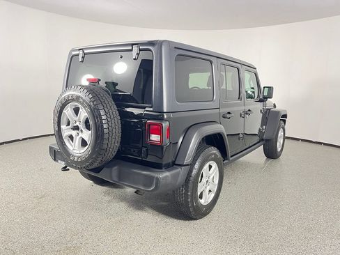 Used 2021 Jeep Wrangler Unlimited Sport AWD/4WD image 6