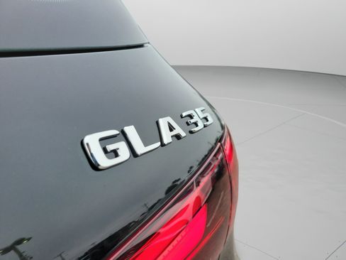 Used 2026 Mercedes-Benz GLA 35 AMG 4MATIC image 33