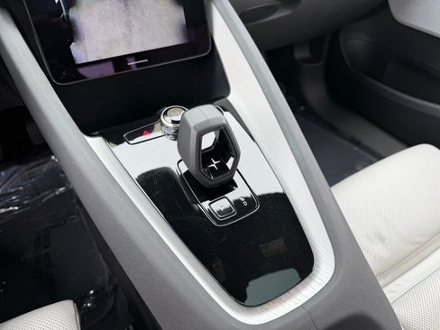 Used 2024 Polestar Polestar 2 AWD/4WD image 26