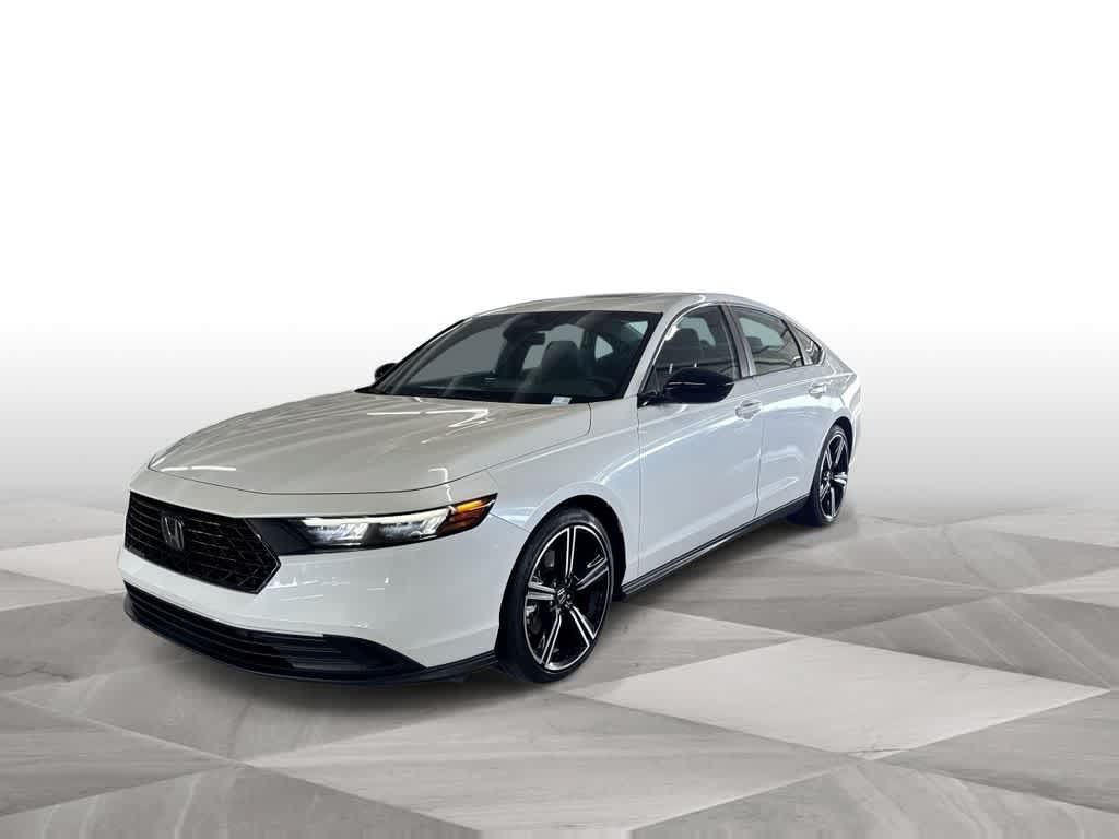 Used 2023 Honda Accord Sport image 4