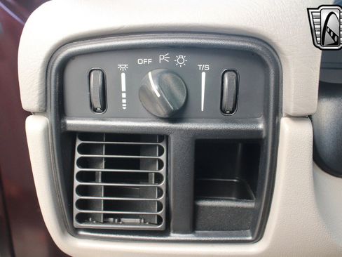 Used 1995 Chevrolet Impala SS image 18