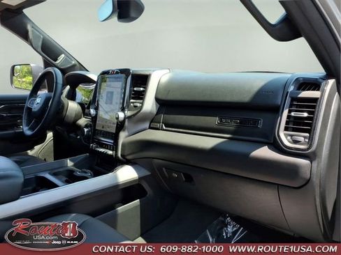 Used 2024 RAM 1500 Big Horn AWD/4WD image 11