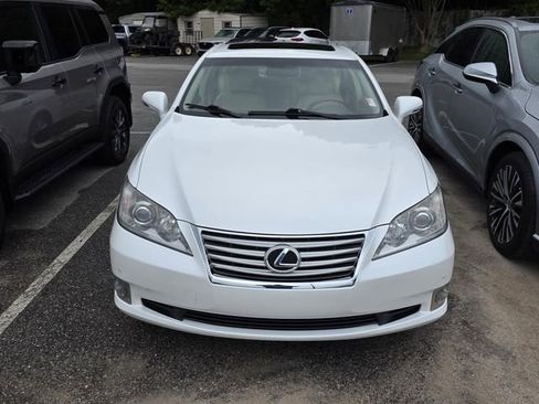 Used 2011 Lexus ES 350 FWD image 2