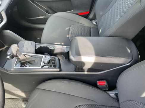 Used 2025 Kia Sportage LX FWD image 36