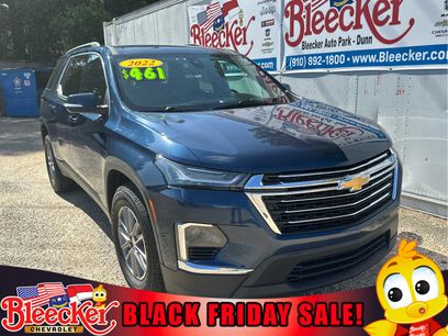 Used 2022 Chevrolet Traverse LT