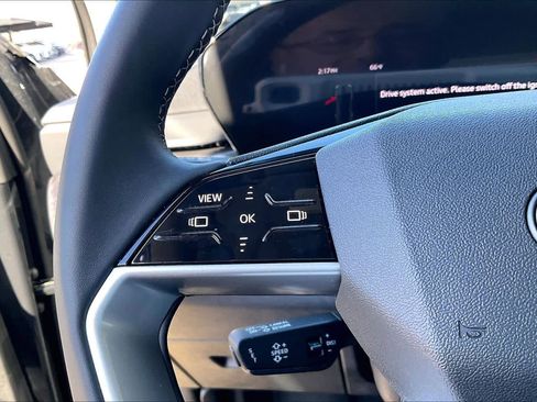 Used 2025 Audi Q5 Premium w/ Convenience Package image 22