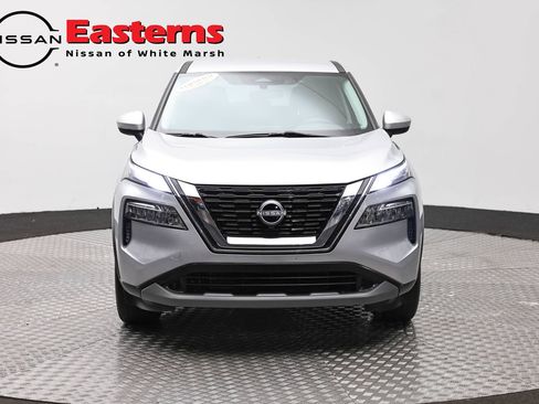 Used 2023 Nissan Rogue SV AWD/4WD image 2