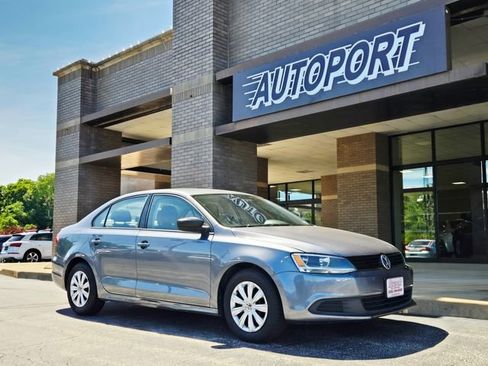 Used 2014 Volkswagen Jetta S FWD image 1