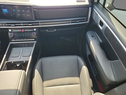 Certified 2024 Hyundai Santa Fe SEL image 16