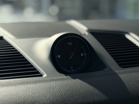 Used 2023 Porsche Cayenne image 41