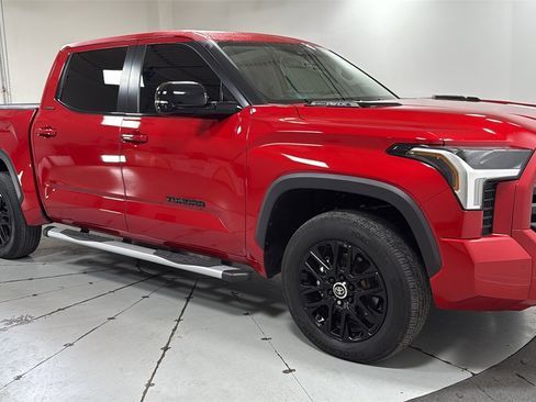 Used 2024 Toyota Tundra Limited image 3