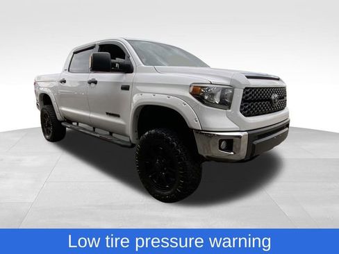 Used 2021 Toyota Tundra SR5 w/ SR5 Leather Package image 6