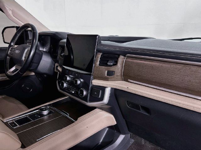 Used 2022 Ford Expedition Limited RWD image 27