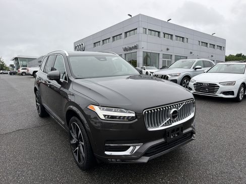 Certified 2024 Volvo XC90 B6 Ultimate w/ Protection Package Premier AWD/4WD image 1