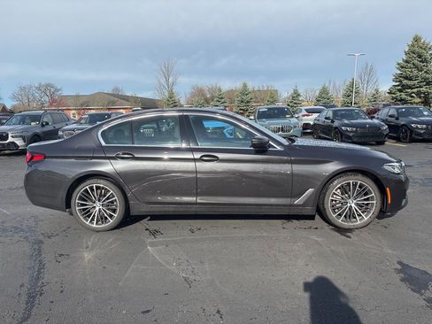 Used 2023 BMW 540i xDrive w/ Premium Package image 2