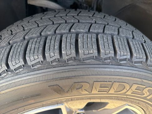 Used 2022 Chevrolet Suburban Z71 image 28