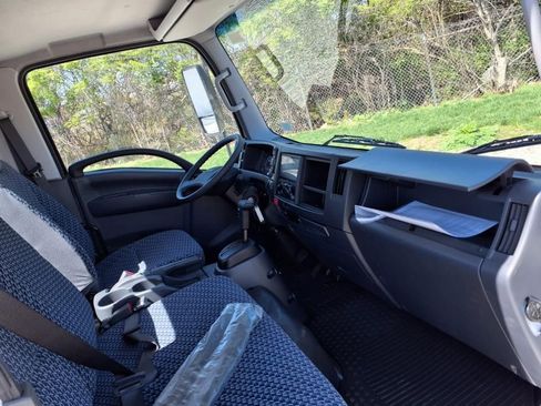 New 2025 Chevrolet Low Cab Forward 5500HG image 9