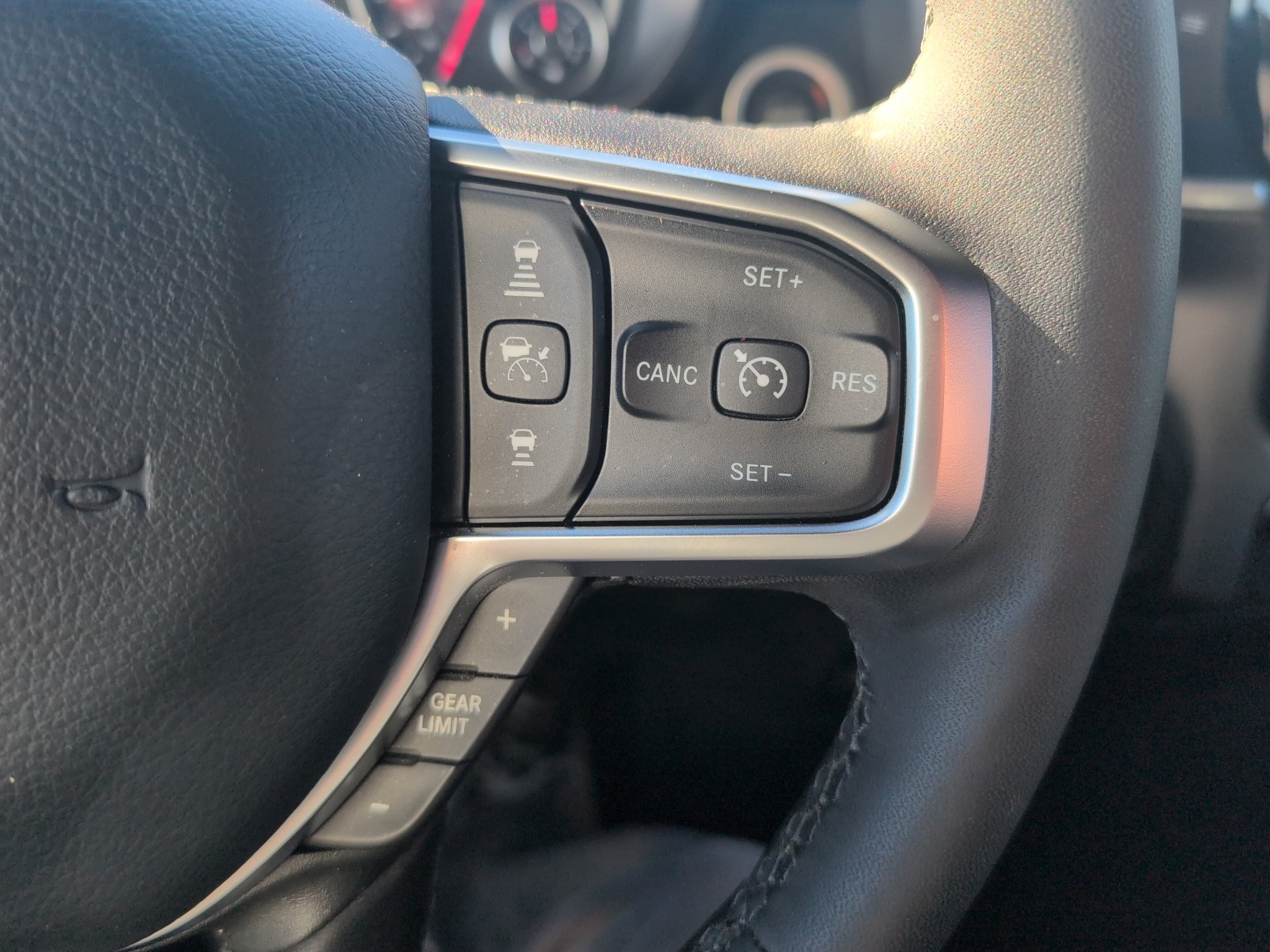 Used 2025 RAM 1500 Big Horn RWD image 23