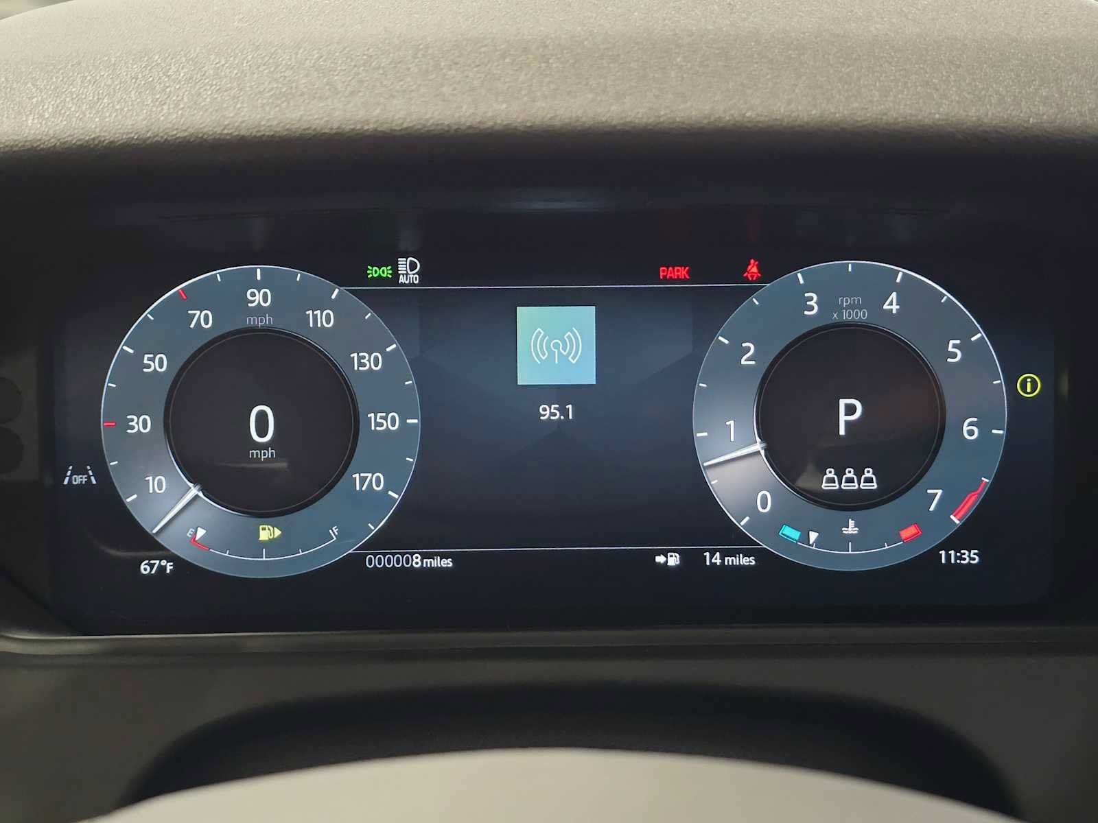 New 2026 Land Rover Range Rover Velar S AWD/4WD image 25