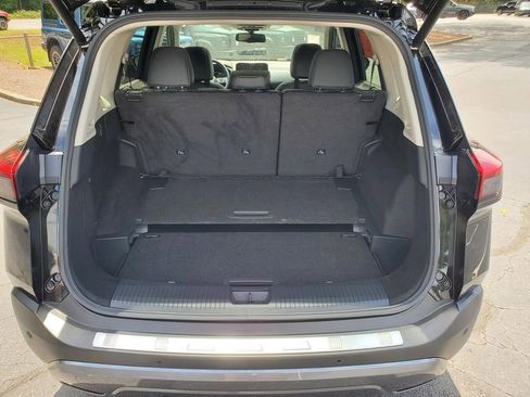 Certified 2023 Nissan Rogue SL w/ SL Premium Package FWD image 13