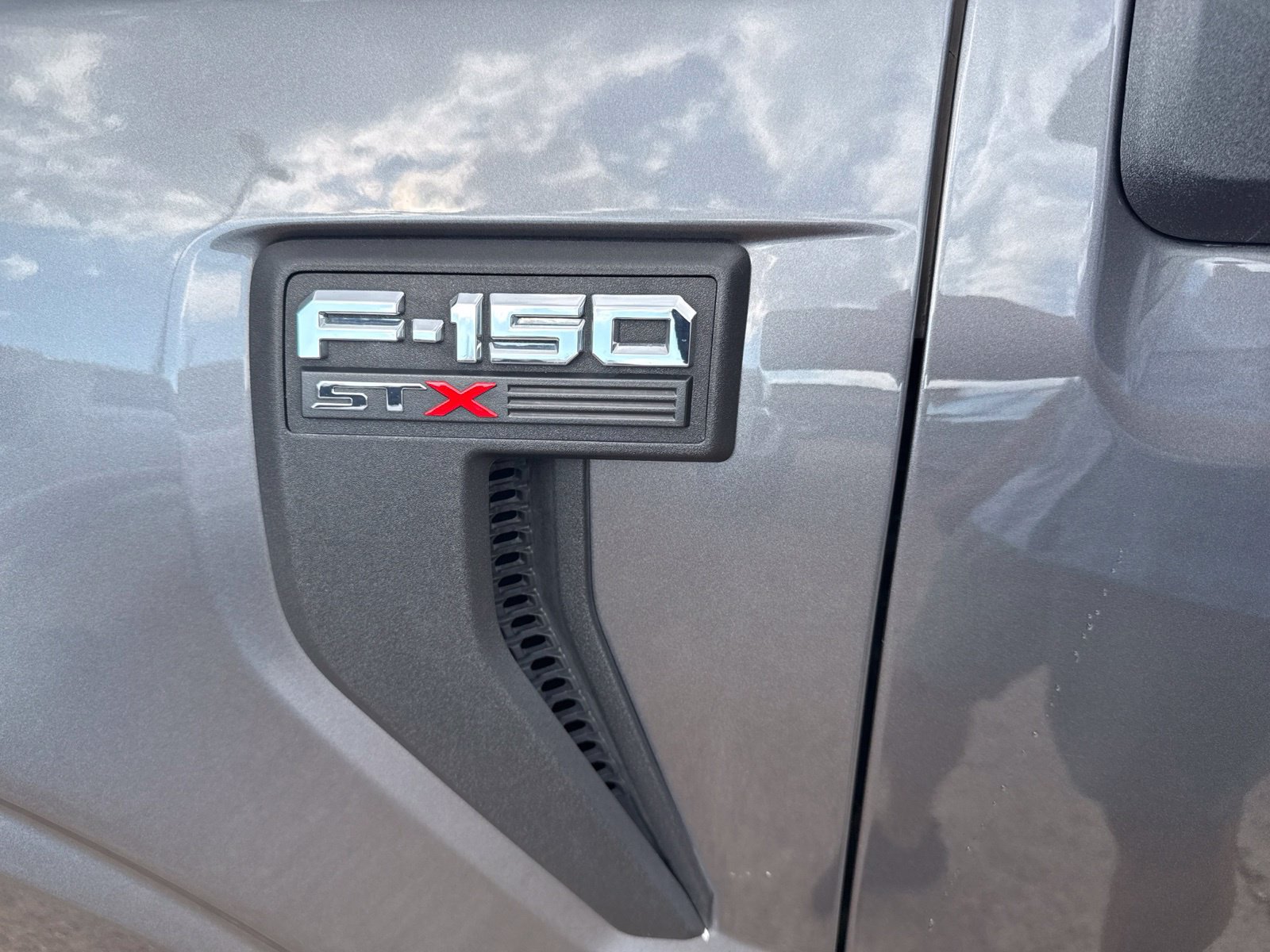 Used 2021 Ford F150 XL w/ STX Appearance Package RWD image 12