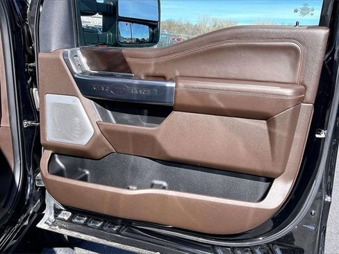 Used 2024 Ford F350 King Ranch w/ Chrome Package image 19