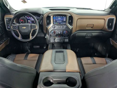 Used 2020 Chevrolet Silverado 1500 High Country w/ Technology Package image 39