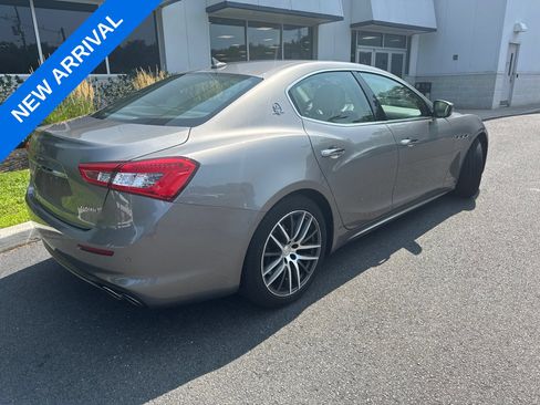 Used 2019 Maserati Ghibli S GranLusso AWD/4WD image 2
