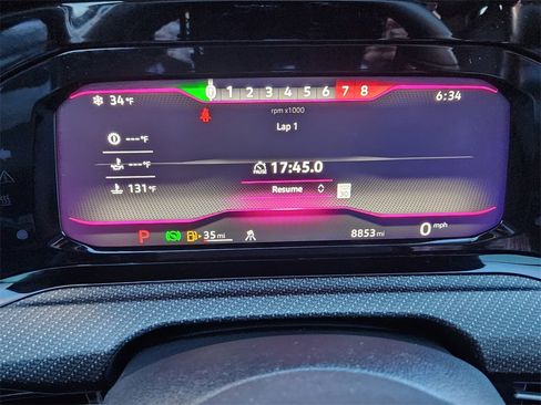 Used 2024 Volkswagen Golf R image 6