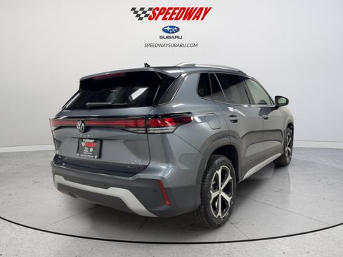 New 2026 Volkswagen Tiguan SE image 9