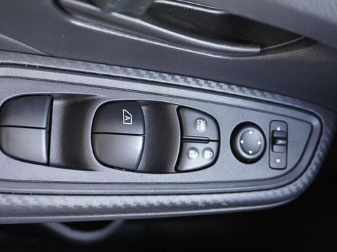 Used 2025 Nissan Versa S w/ S Plus Package image 35