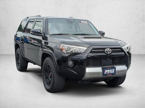 Used 2023 Toyota 4Runner TRD Off-Road Premium w/ Off Road Premium Plus Package AWD/4WD image 3