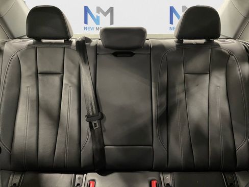 Used 2022 Audi A4 2.0T Premium Plus image 13