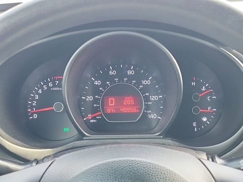 Used 2019 Kia Soul + FWD image 21