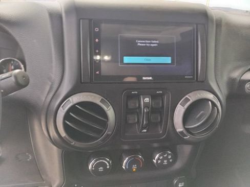 Used 2017 Jeep Wrangler Unlimited Sport w/ Quick Order Package 24S AWD/4WD image 18