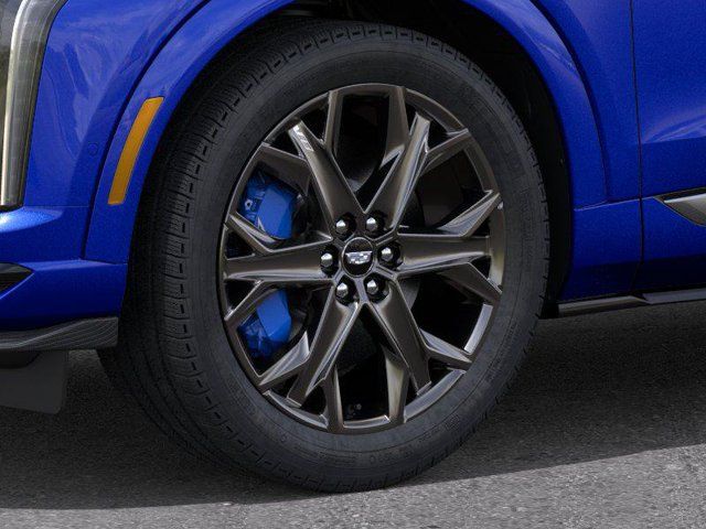 New 2027 Cadillac Optiq V w/ Deep Ocean Design Edition AWD/4WD image 9