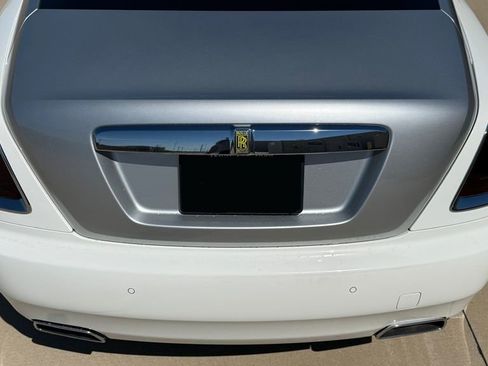 Used 2016 Rolls-Royce Wraith image 6