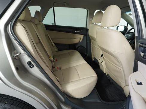 Used 2019 Subaru Outback 2.5i Limited AWD/4WD image 38