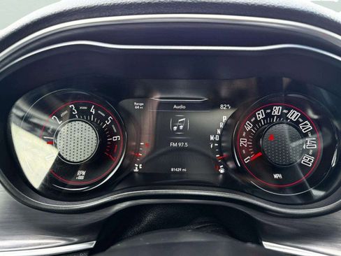 Used 2017 Dodge Challenger SXT Plus image 21