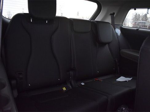 New 2026 Kia Carnival EX image 14