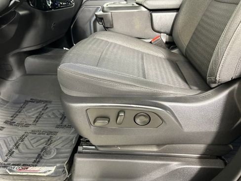 Used 2023 Chevrolet Silverado 1500 LT image 29