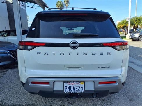 Certified 2024 Nissan Pathfinder Platinum image 23