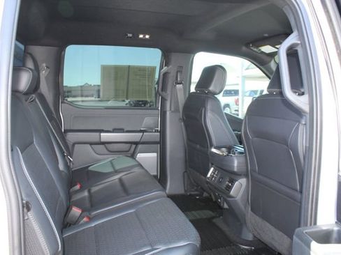 Used 2025 Ford F150 Lariat w/ Equipment Group 501A Mid image 19