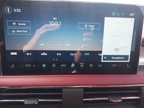 Used 2025 Lincoln Corsair Grand Touring w/ Equipment Group 301A image 11