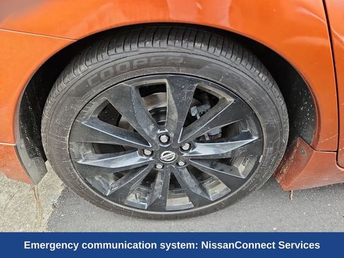 Used 2021 Nissan Maxima Platinum w/ Sport Mat Group FWD image 7