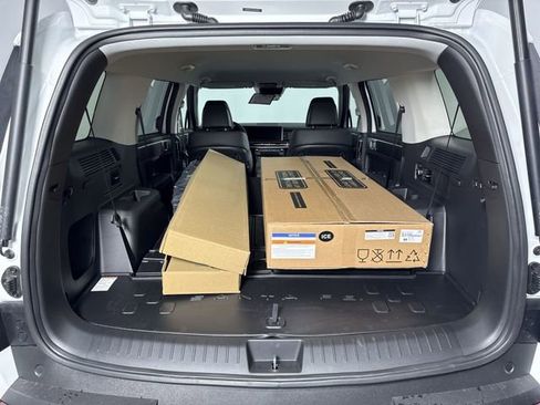 Used 2025 Hyundai Santa Fe SEL image 44