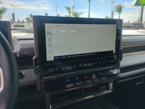 Used 2025 GMC Hummer EV 3X AWD/4WD image 15