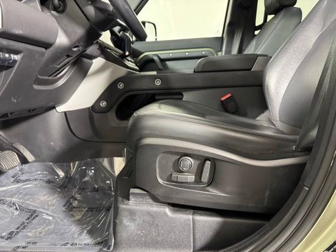 Used 2023 Land Rover Defender 110 S AWD/4WD image 12