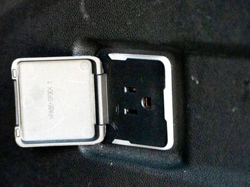 Used 2022 Chevrolet Tahoe LS image 20